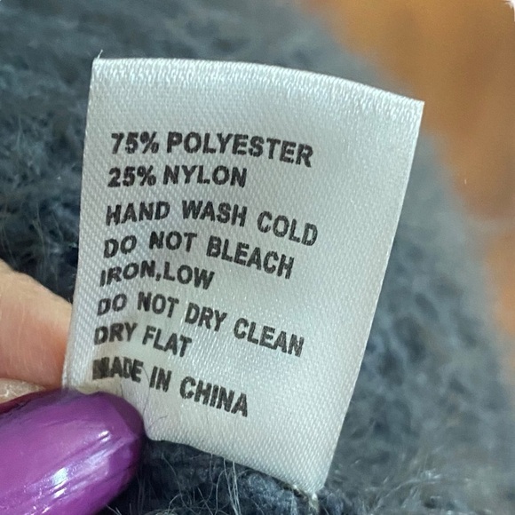 Pol Long Cardigan Sweater Gray Open Front Women’s Size M Embroidered Warm Cozy - Picture 9 of 10